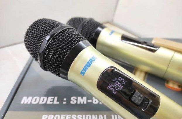 2 бр. универсални безжични микрофони с предавател SM-2.0