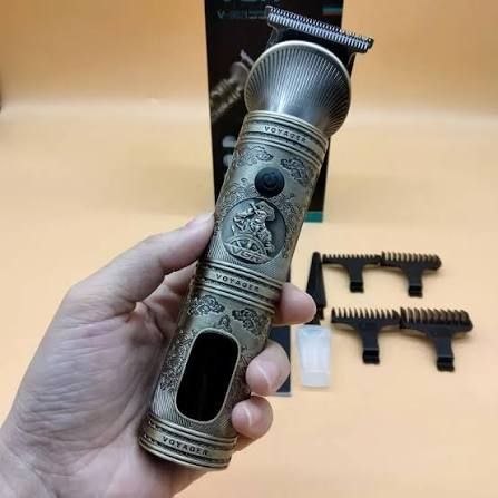 ПРОФЕСИОНАЛНА МАШИНКА ЗА ПОДСТРИГВАНЕ VGR, V-962, АКУМУЛАТОРНА