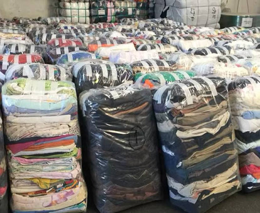 Висококачествени дрехи на едро