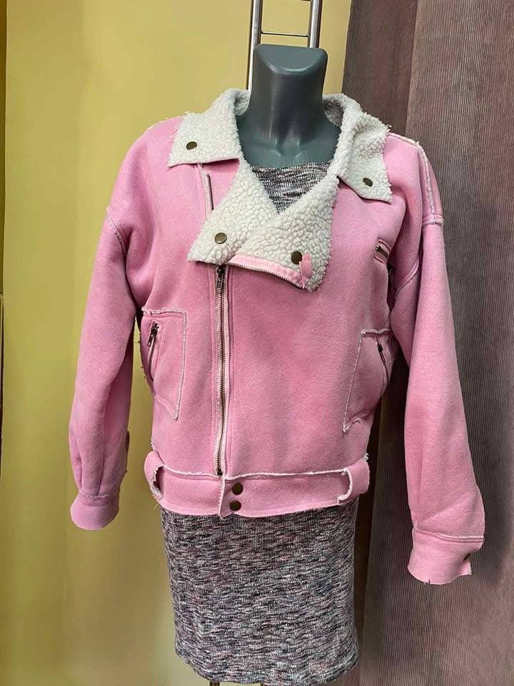 Висококачествени дрехи на едро