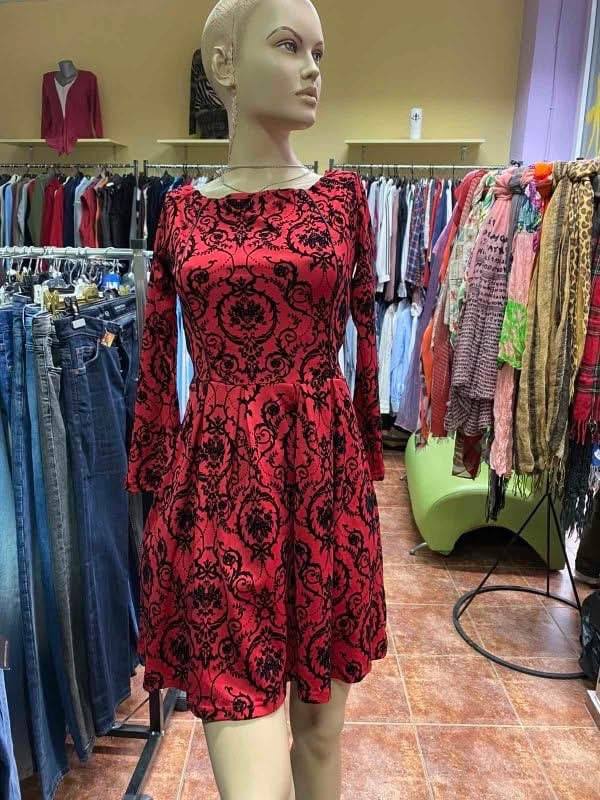 Висококачествени дрехи на едро