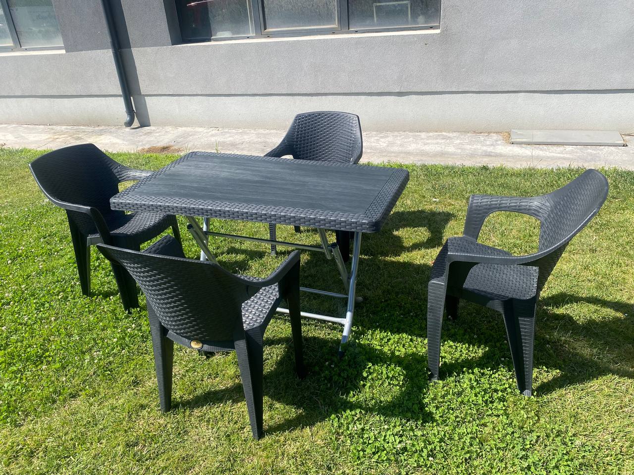 Градински комплект LUX маса с 4 стола