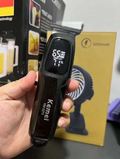 Професионална машинка за подстригване Kemei KM-2273