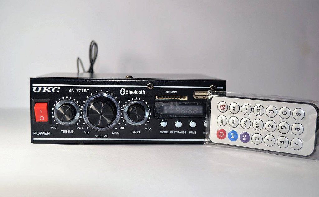 Стерео усилвател SN-777BT