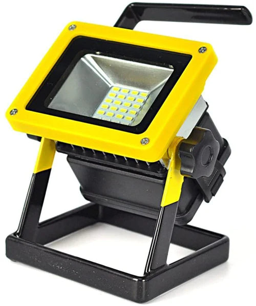 Преносим акумулаторен LED прожектор 100w